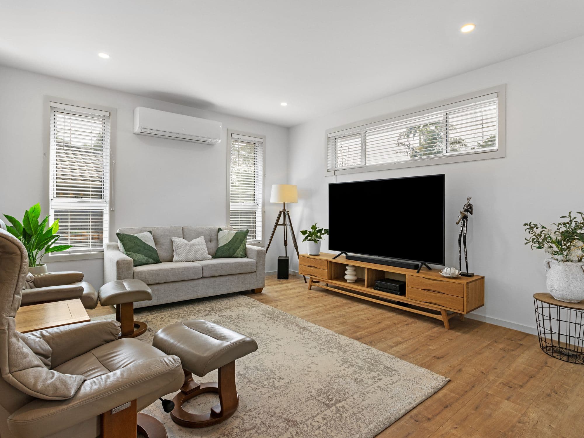 19 Cook Avenue, Rosebud VIC 3939, Rosebud - Image 1