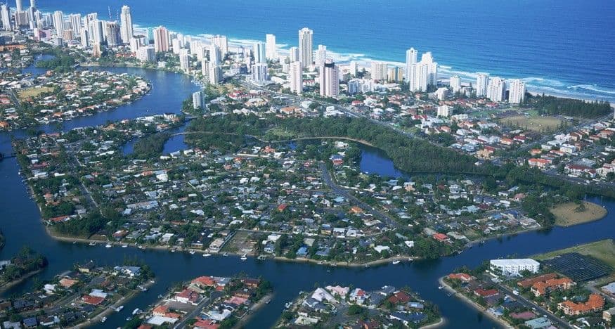 3 Boongala Road, BROADBEACH WATERS QLD 4218, Broadbeach Waters - Thumbnail 5