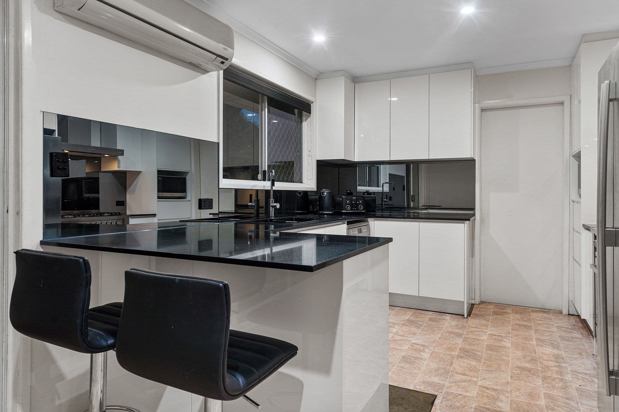 5 Volant Street, Regents Park QLD 4118, Regents Park - Thumbnail 3