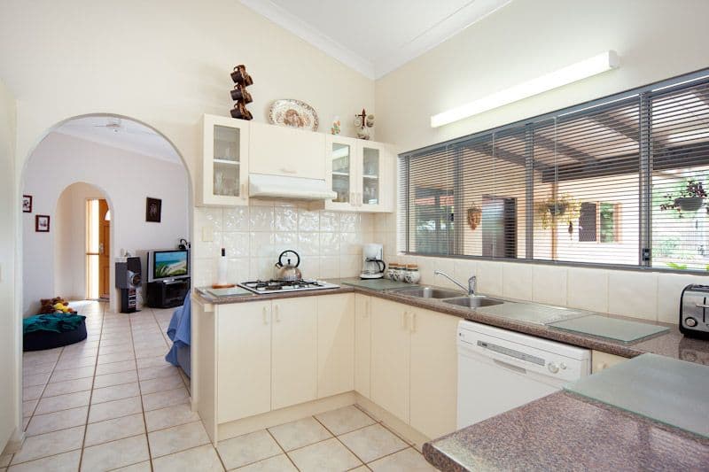 1 Roma Close, MOUNT SHERIDAN QLD 4868, Mount Sheridan - Thumbnail 2