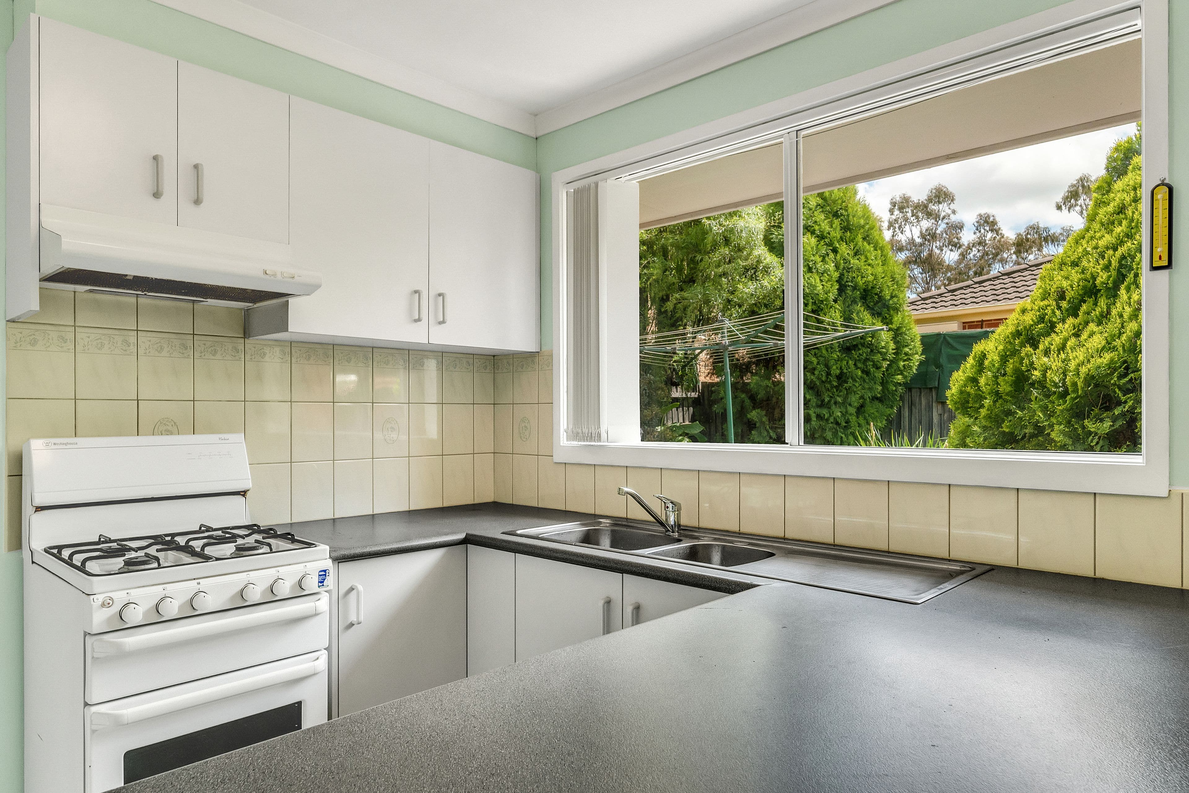 13 Cashmore Place, Roxburgh Park VIC 3064, Roxburgh Park - Thumbnail 3