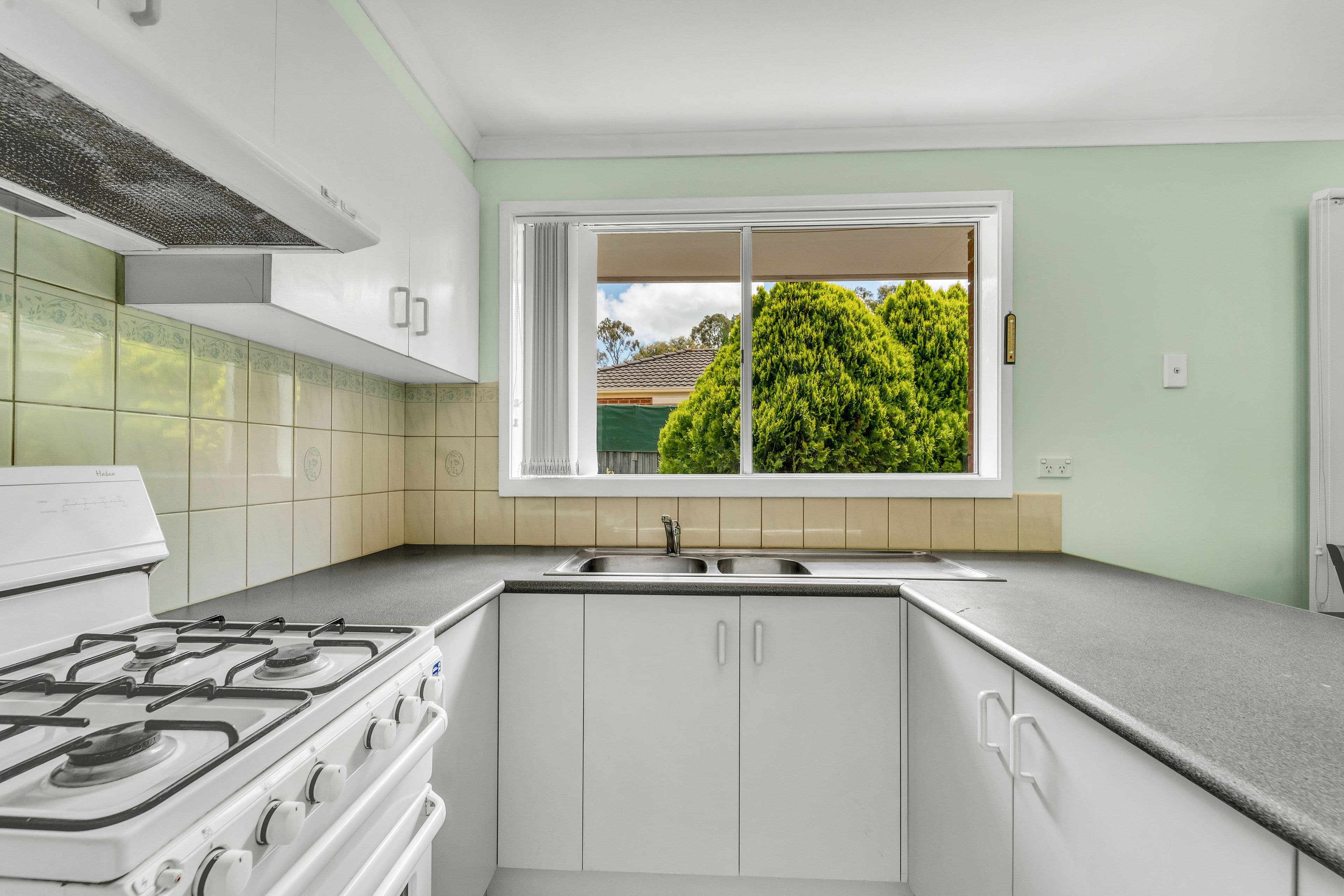 13 Cashmore Place, Roxburgh Park VIC 3064, Roxburgh Park - Thumbnail 4