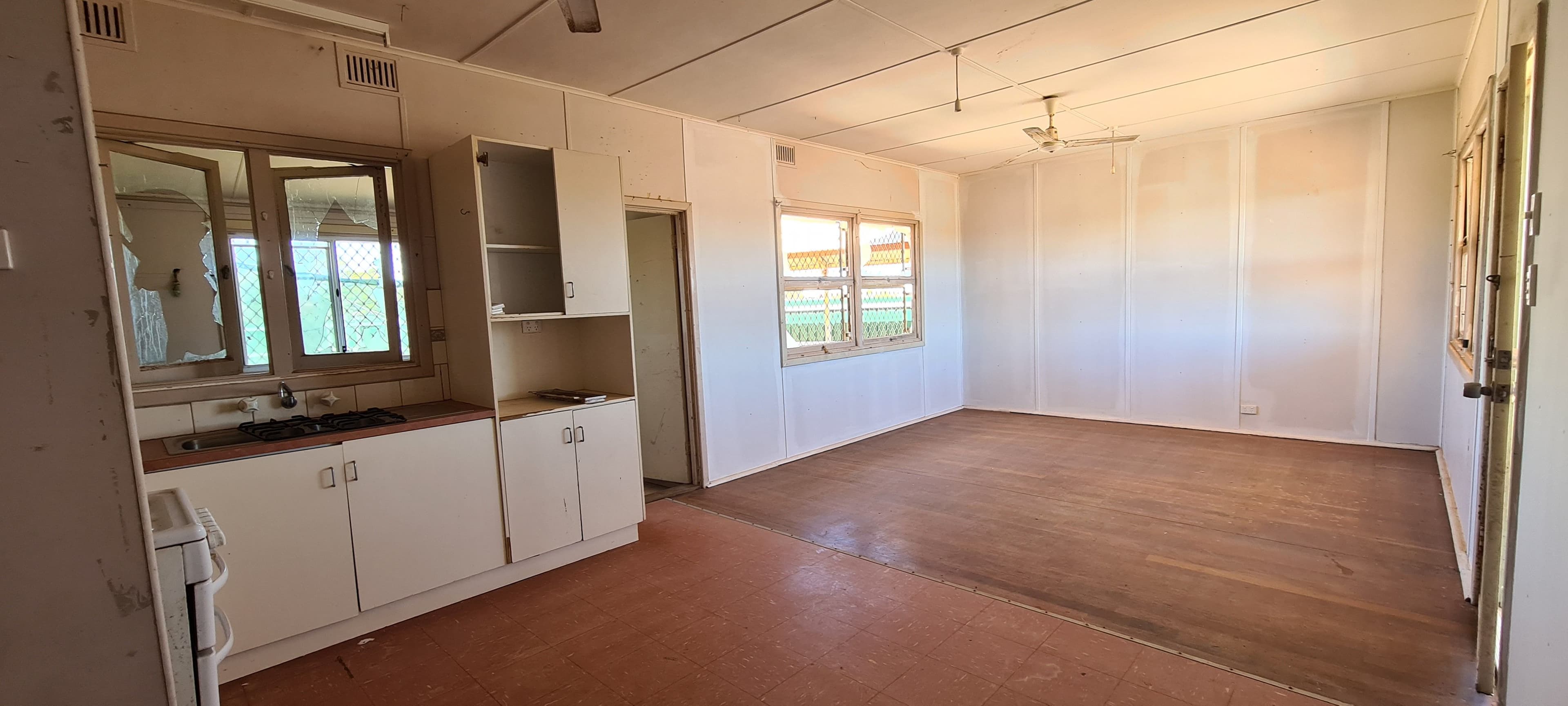 47 Carey Street, Carnarvon WA 6701, South Carnarvon - Thumbnail 2
