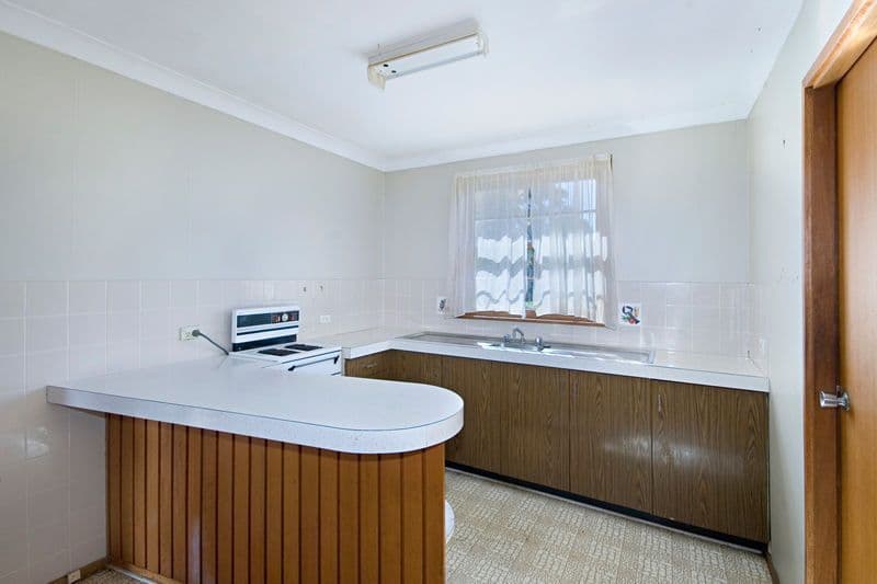 20 Culwulla Street, BERKELEY VALE NSW 2261, Berkeley Vale - Thumbnail 4