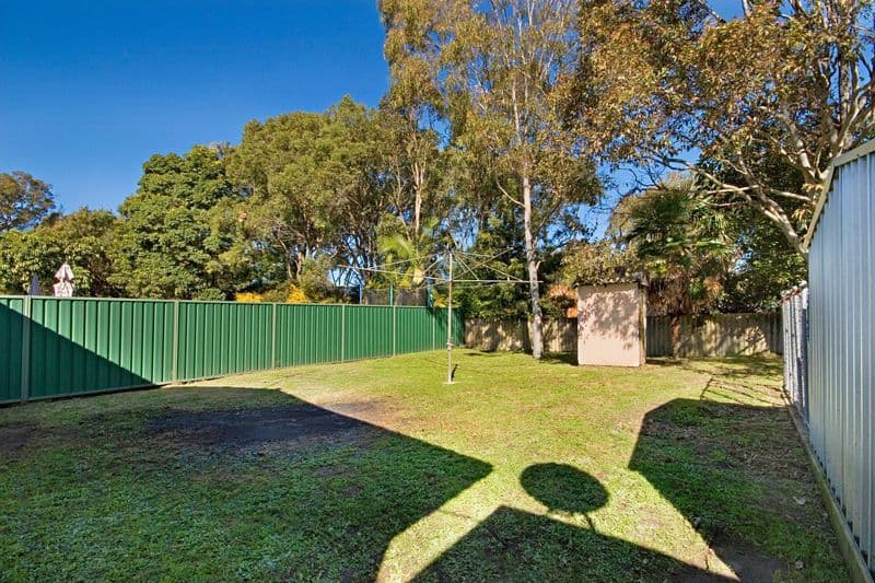 20 Culwulla Street, BERKELEY VALE NSW 2261, Berkeley Vale - Thumbnail 6