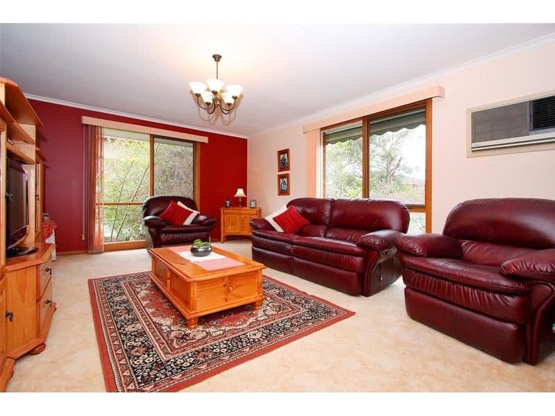 23 Edmund Rice Parade, WATSONIA NORTH VIC 3087, Watsonia North - Thumbnail 3