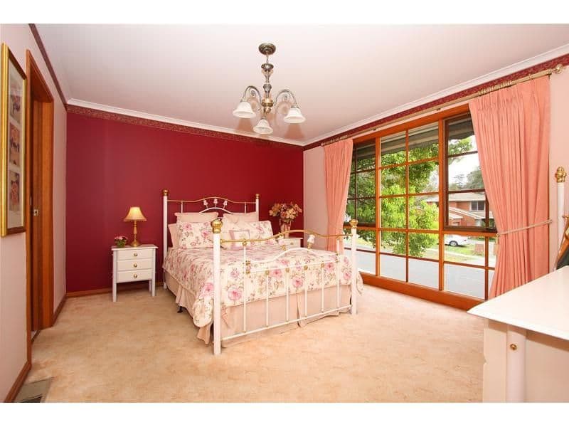 23 Edmund Rice Parade, WATSONIA NORTH VIC 3087, Watsonia North - Thumbnail 4