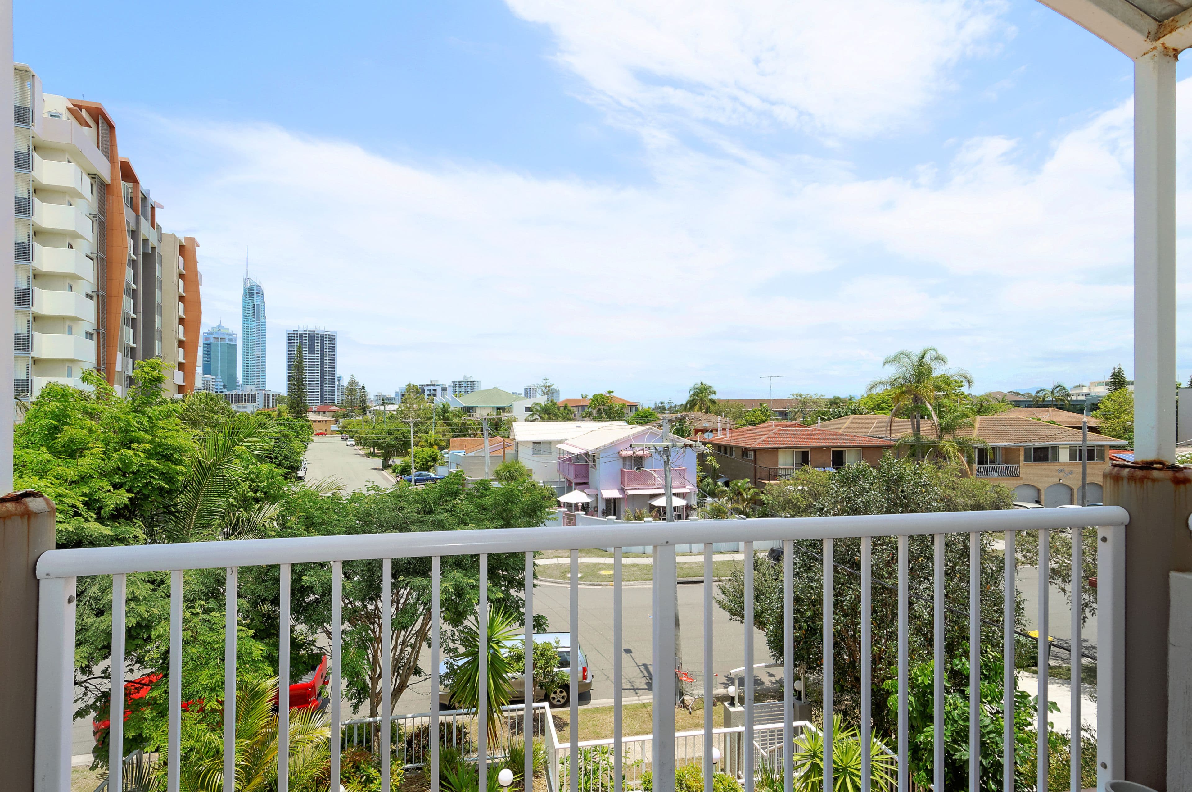 7 Illawong Street, Surfers Paradise QLD 4217, Surfers Paradise - Thumbnail 3