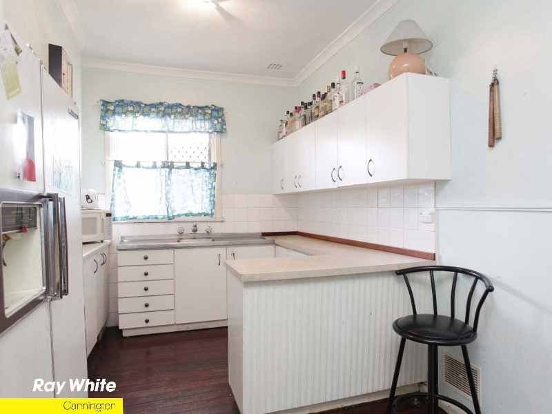 23 Alexandra Place, BENTLEY WA 6102, Bentley - Thumbnail 2