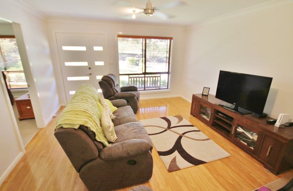 18 Orchard Street, YOUNG NSW 2594, Young - Thumbnail 3