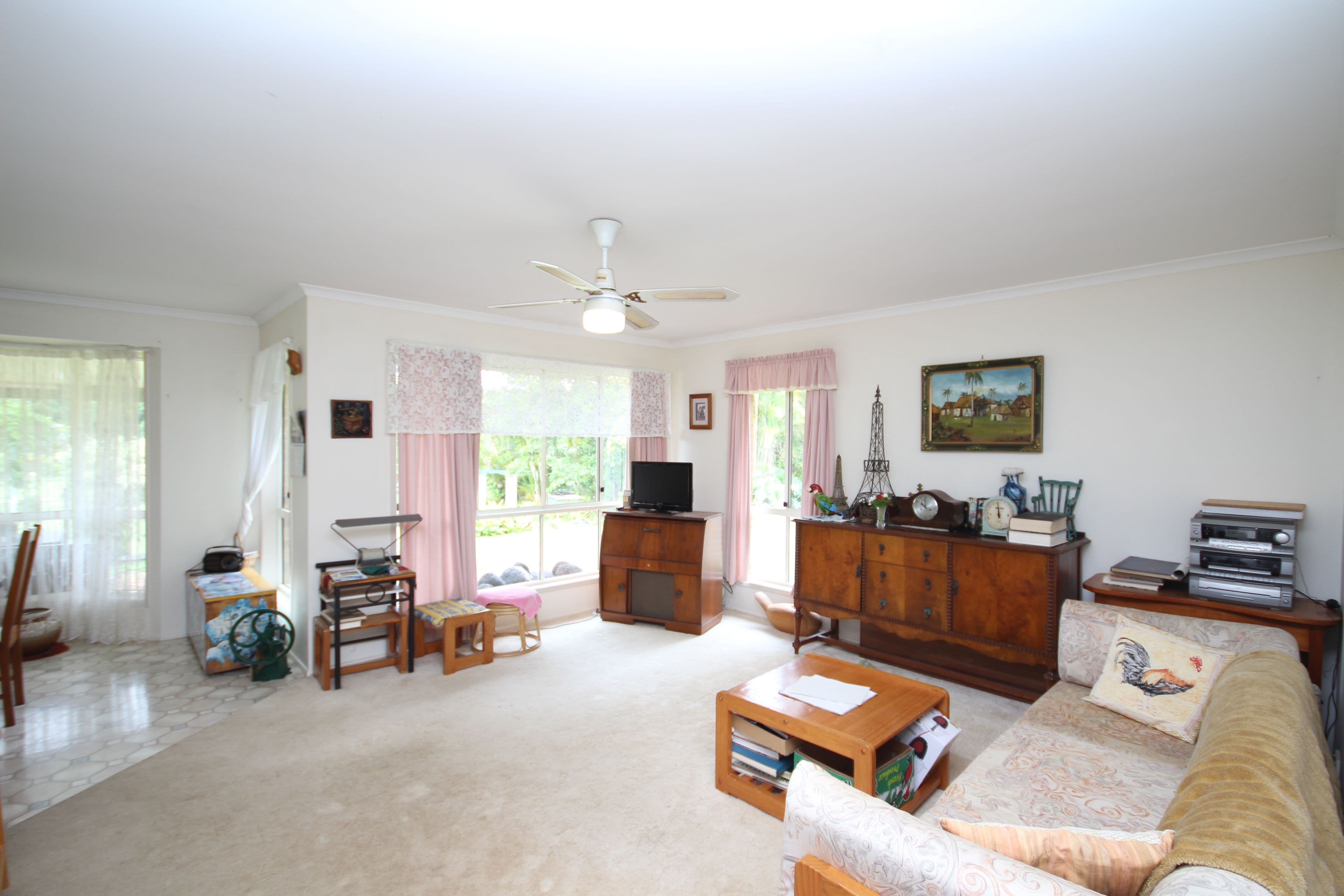 86 Yeates Road, Beerwah QLD 4519, Beerwah - Thumbnail 2