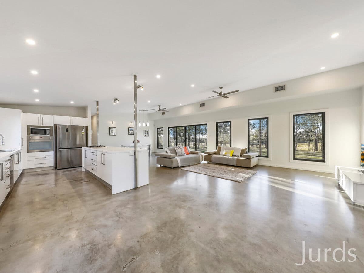 30 The Ballabourneen, LOVEDALE, Lovedale - Thumbnail 8