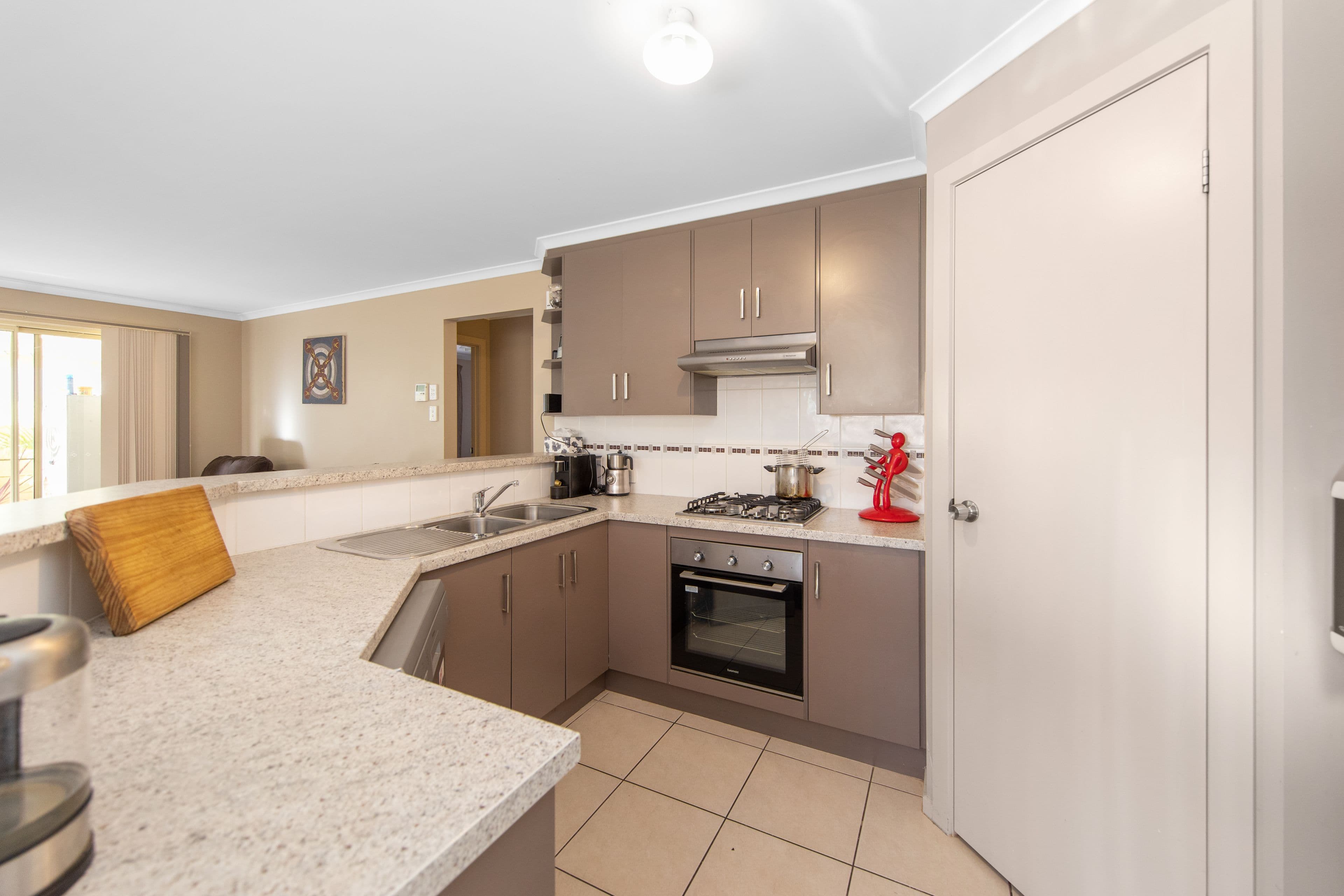 32 Gloucester Drive, Craigmore SA 5114, Craigmore - Thumbnail 2