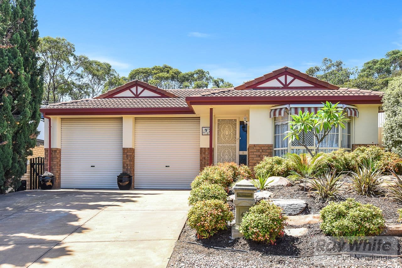 47 Tobin Crescent, Woodcroft SA 5162, Woodcroft - Image 1