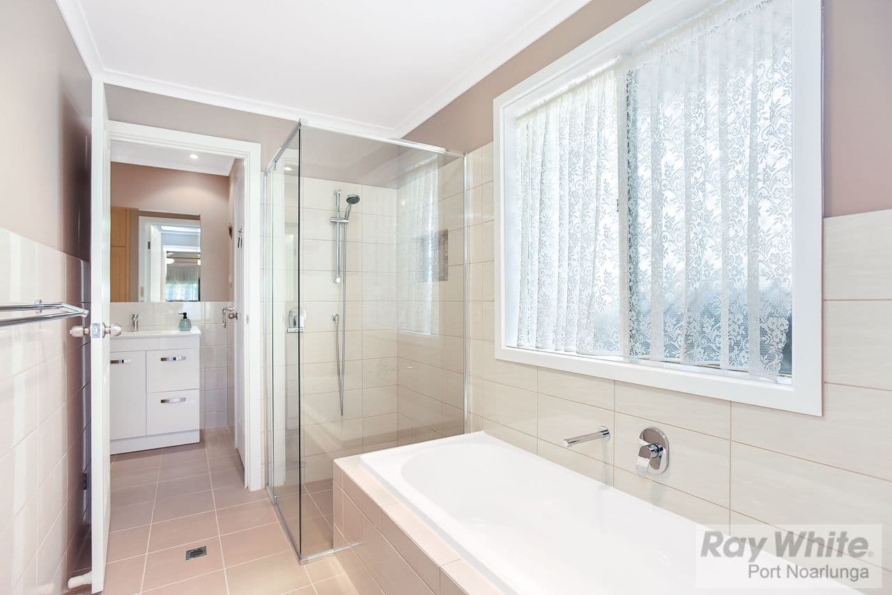 47 Tobin Crescent, Woodcroft SA 5162, Woodcroft - Thumbnail 3