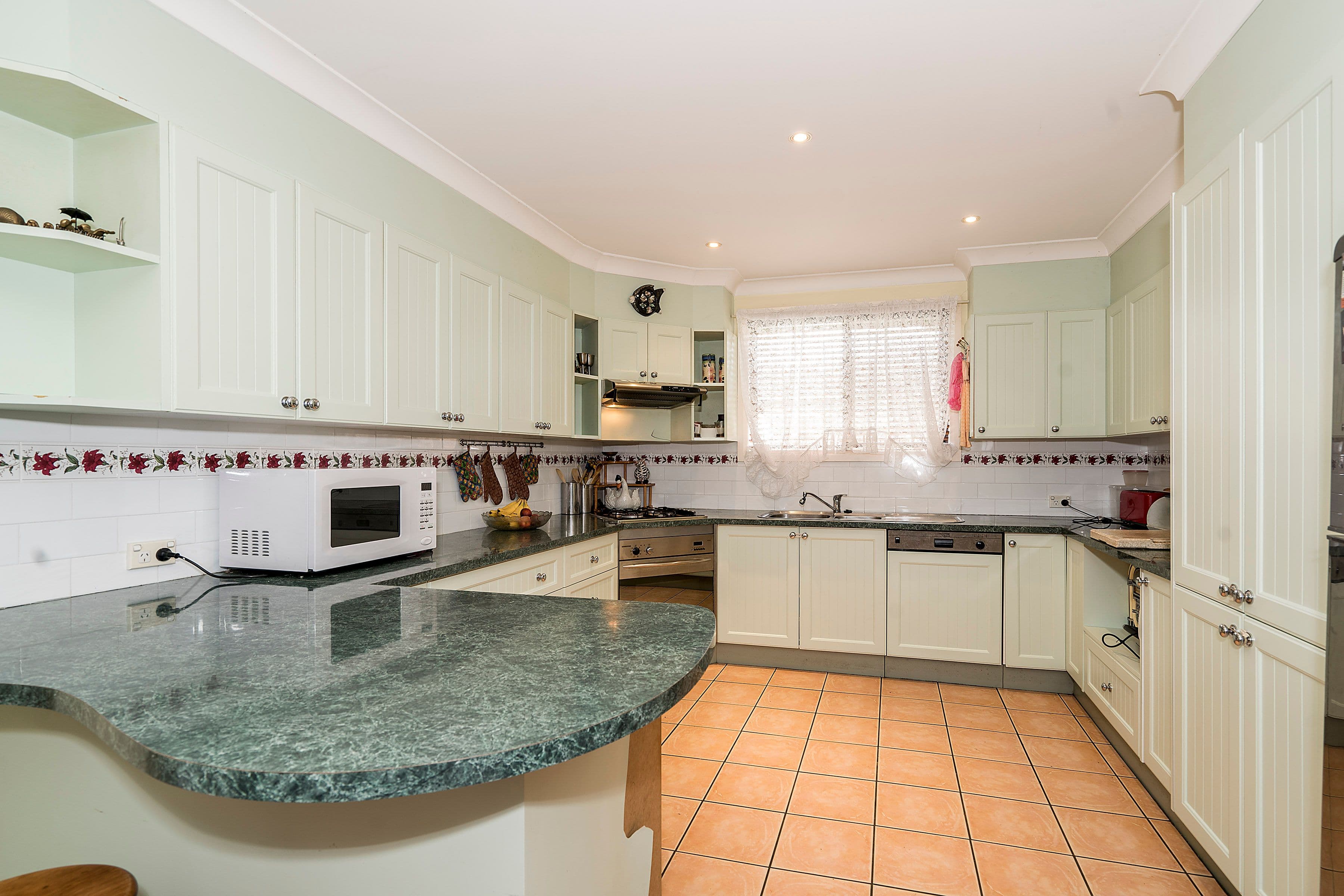 44 Kingsford Smith Drive, Berkeley Vale - Thumbnail 2