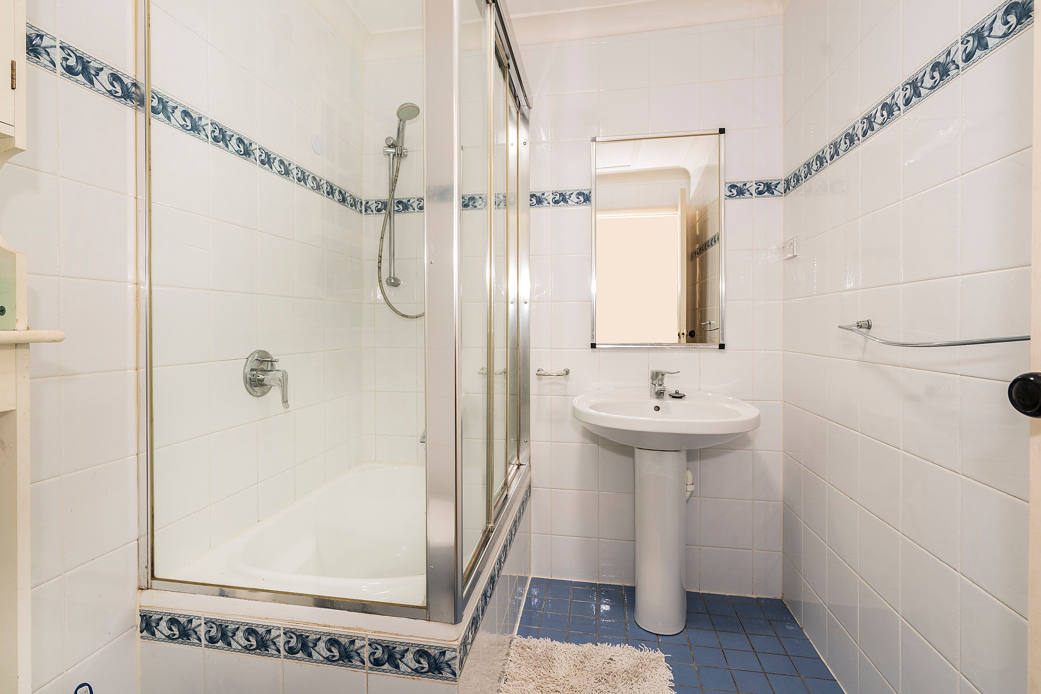 44 Kingsford Smith Drive, Berkeley Vale - Thumbnail 4