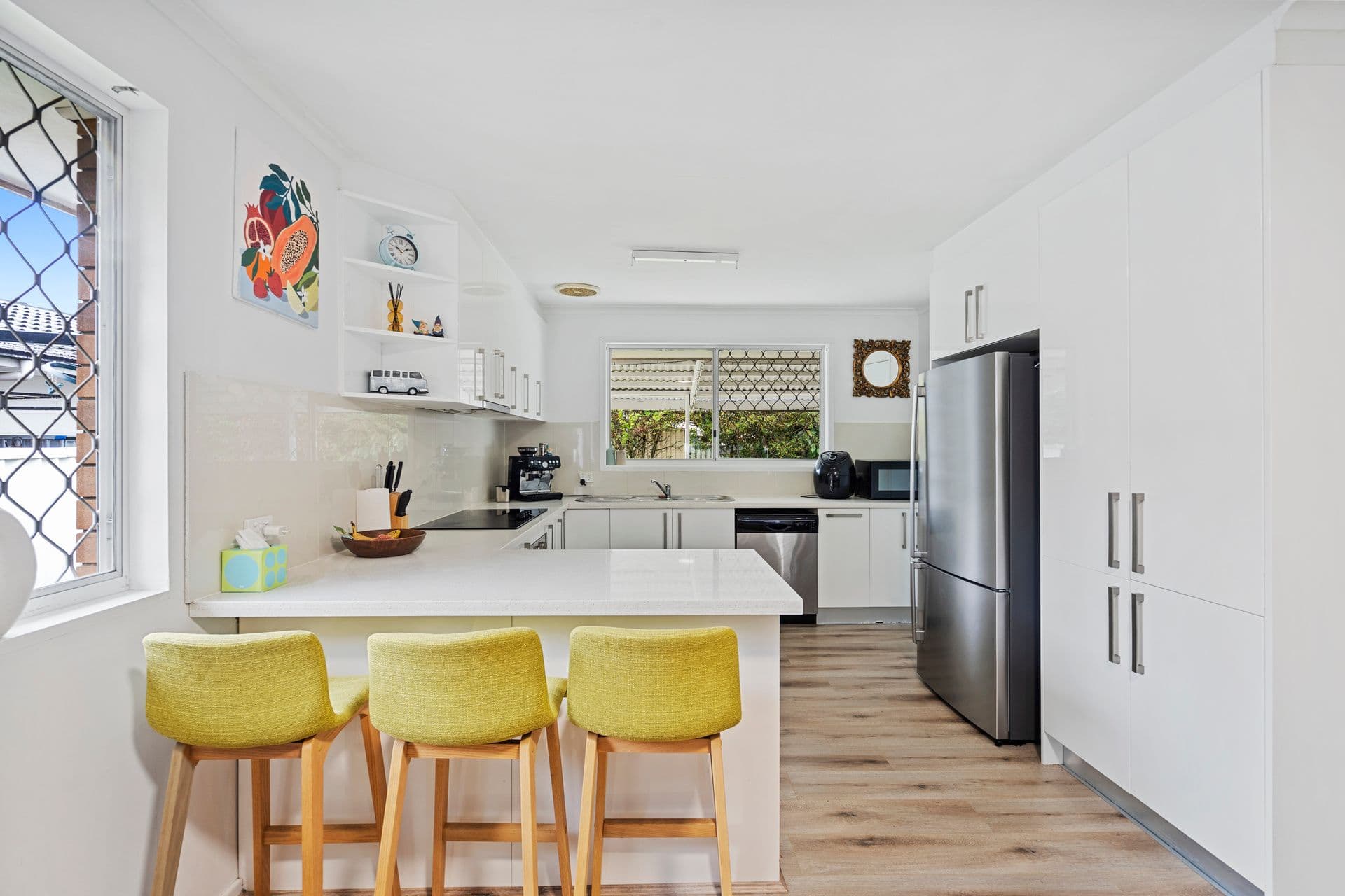 144 Sunshine Boulevard, Mermaid Waters QLD 4218, Mermaid Waters - Thumbnail 4