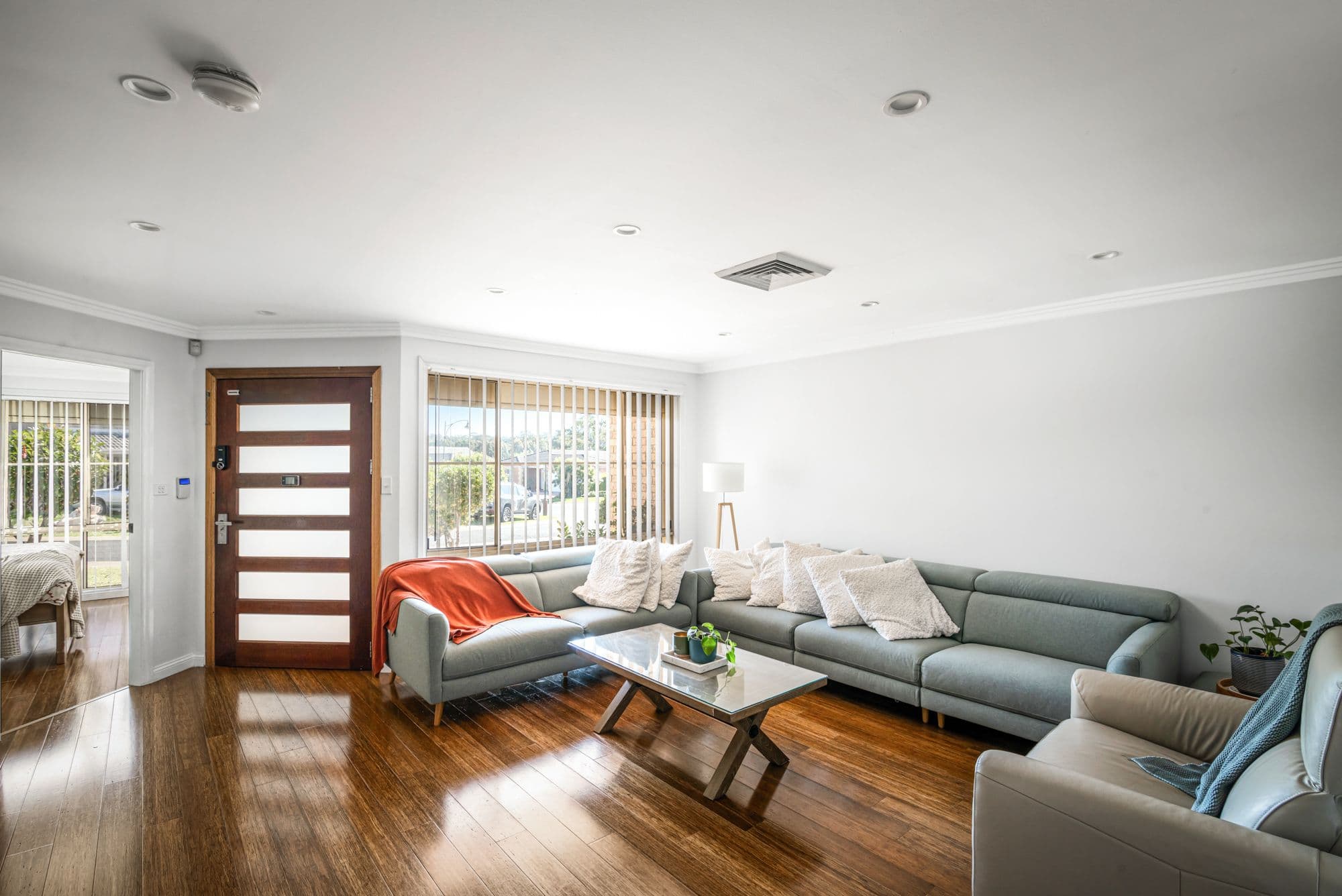 4 Harris Place, West Hoxton NSW 2171, West Hoxton - Thumbnail 2
