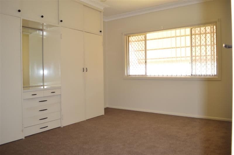 72 Young Street, DUBBO NSW 2830, Dubbo - Thumbnail 4