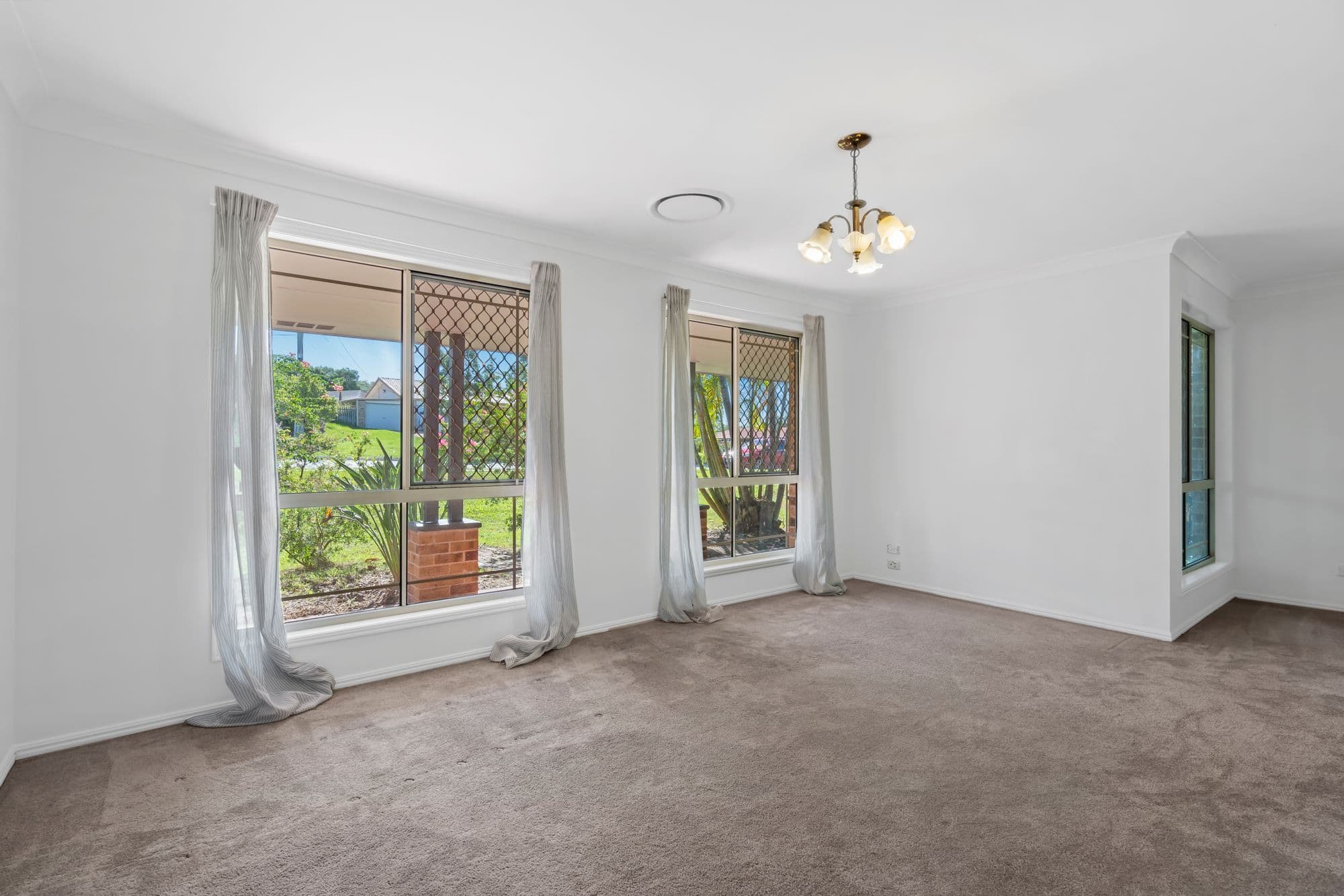 170 Mount Warren Boulevard, Mount Warren Park QLD 4207, Mount Warren Park - Thumbnail 6