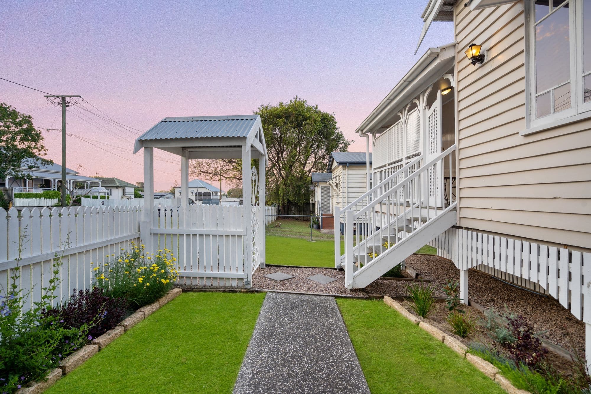 8 Cramb Street, Eastern Heights QLD 4305, Eastern Heights - Thumbnail 2