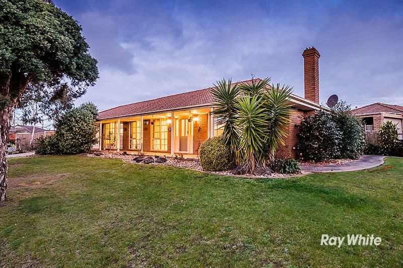 6 Yaltara Close, Cranbourne West VIC 3977, Cranbourne West - Image 1