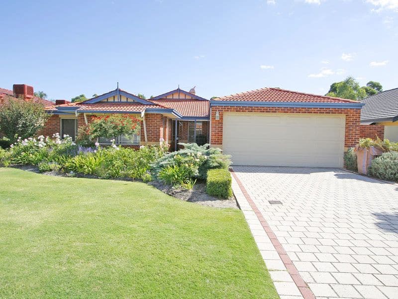 215 Amherst Road, CANNING VALE WA 6155, Canning Vale - Image 1