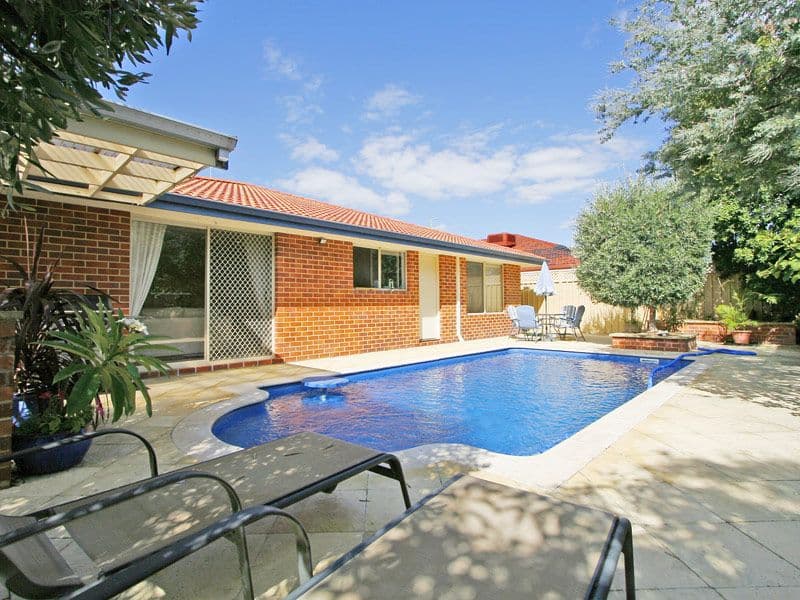 215 Amherst Road, CANNING VALE WA 6155, Canning Vale - Thumbnail 4
