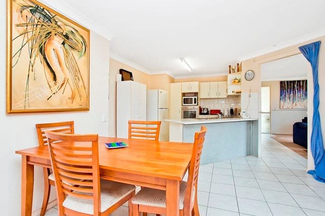 39 Galapagos Way, PACIFIC PINES QLD 4211, Pacific Pines - Thumbnail 7