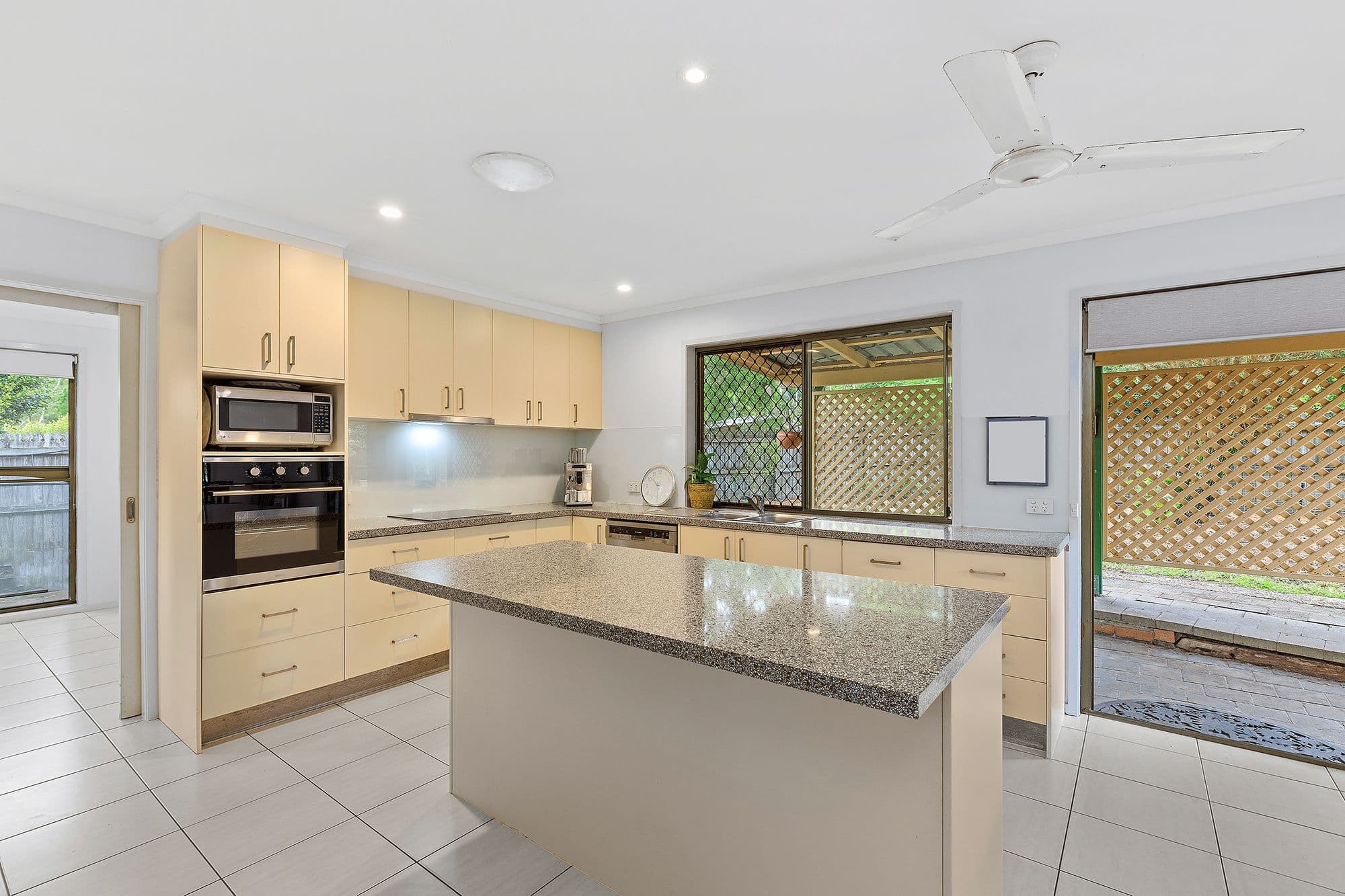 17 Griffith Avenue, Tewantin QLD 4565, Tewantin - Thumbnail 3
