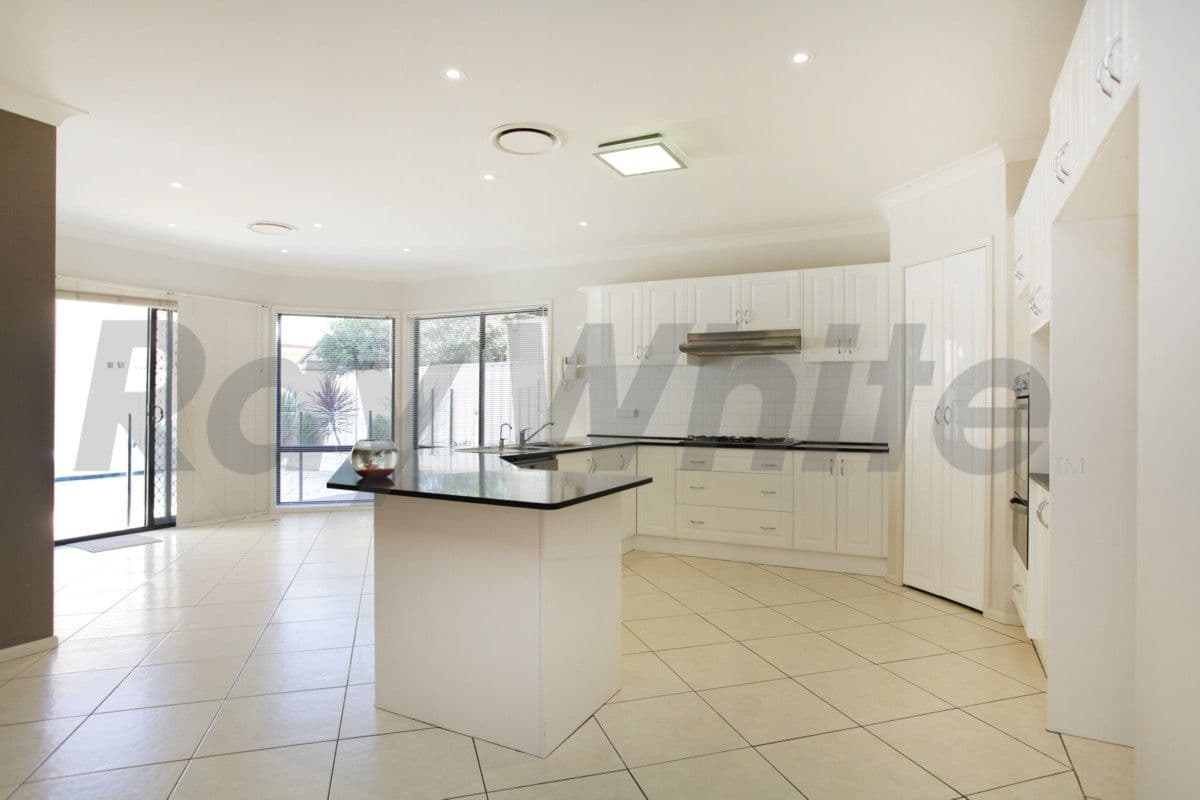 25 Lakewood Crescent, GLENMORE PARK NSW 2745, Glenmore Park - Thumbnail 5