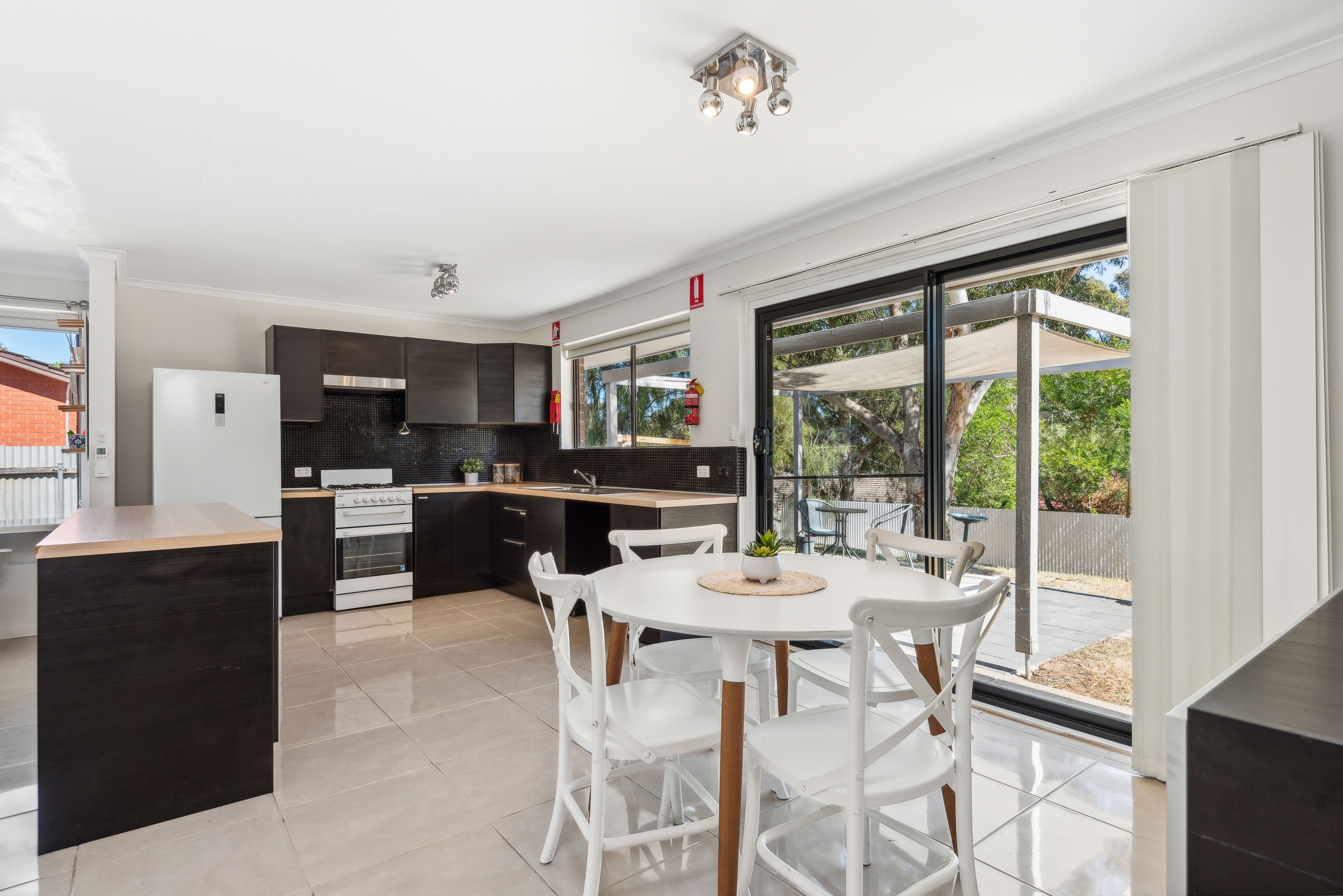 11 Spruce Avenue, Aberfoyle Park SA 5159, Aberfoyle Park - Thumbnail 3