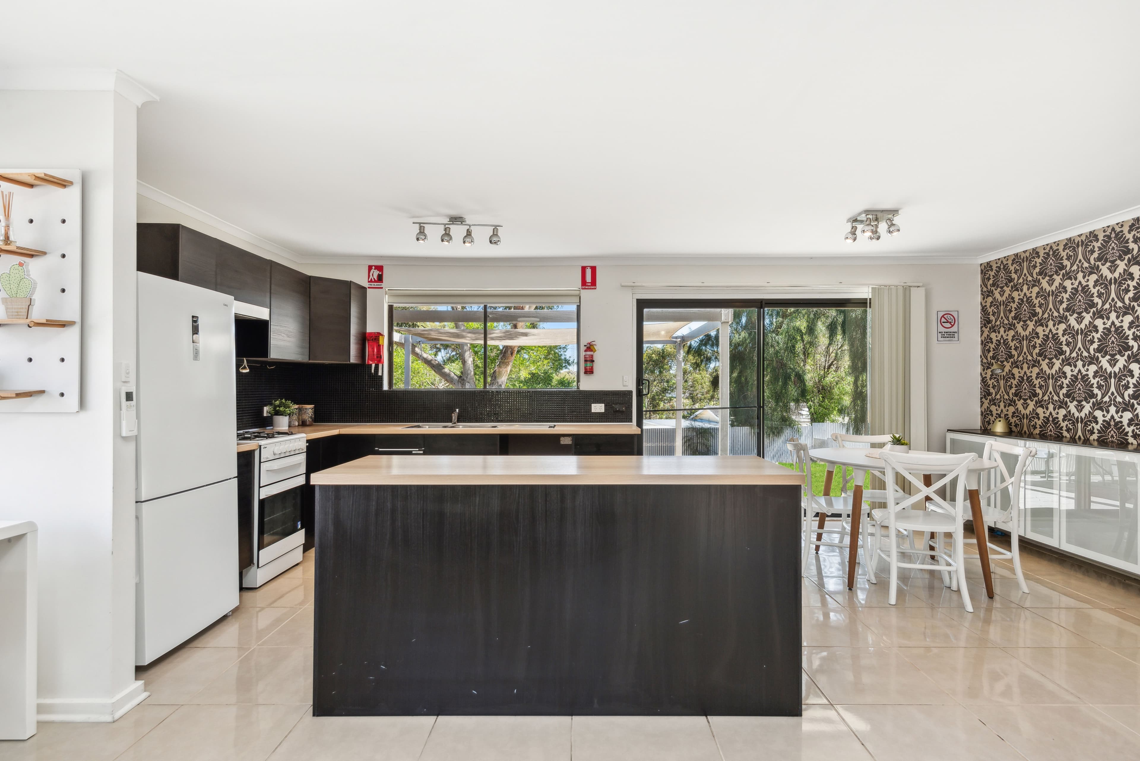 11 Spruce Avenue, Aberfoyle Park SA 5159, Aberfoyle Park - Thumbnail 5