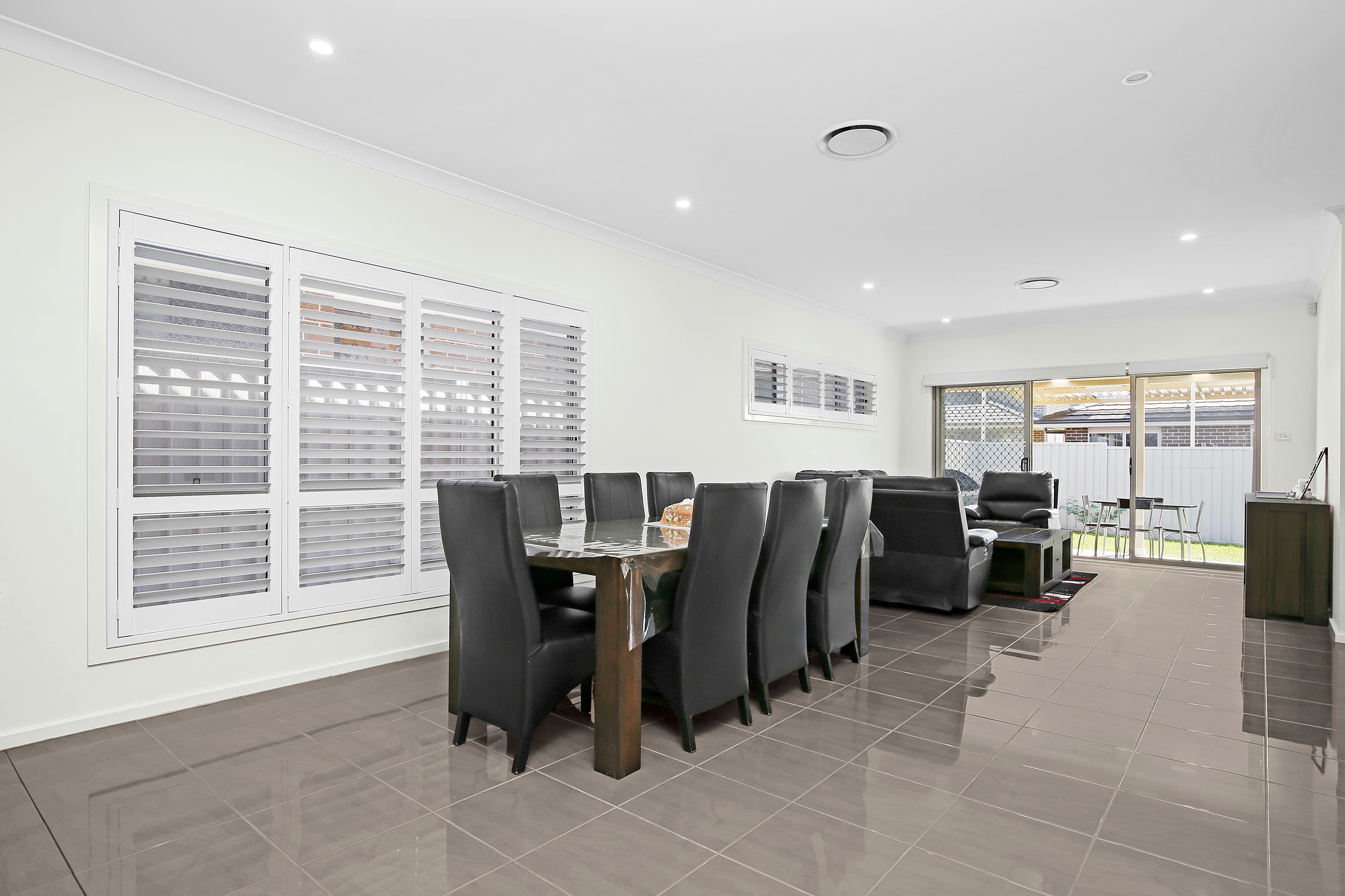 186 Pacific Palms Circuit, Hoxton Park NSW 2171, Hoxton Park - Thumbnail 3