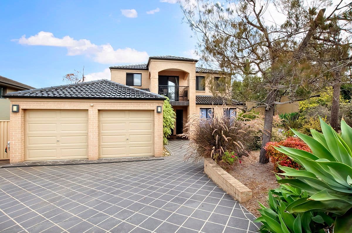 1 Throsby Close, BARDEN RIDGE NSW 2234, Barden Ridge - Image 1