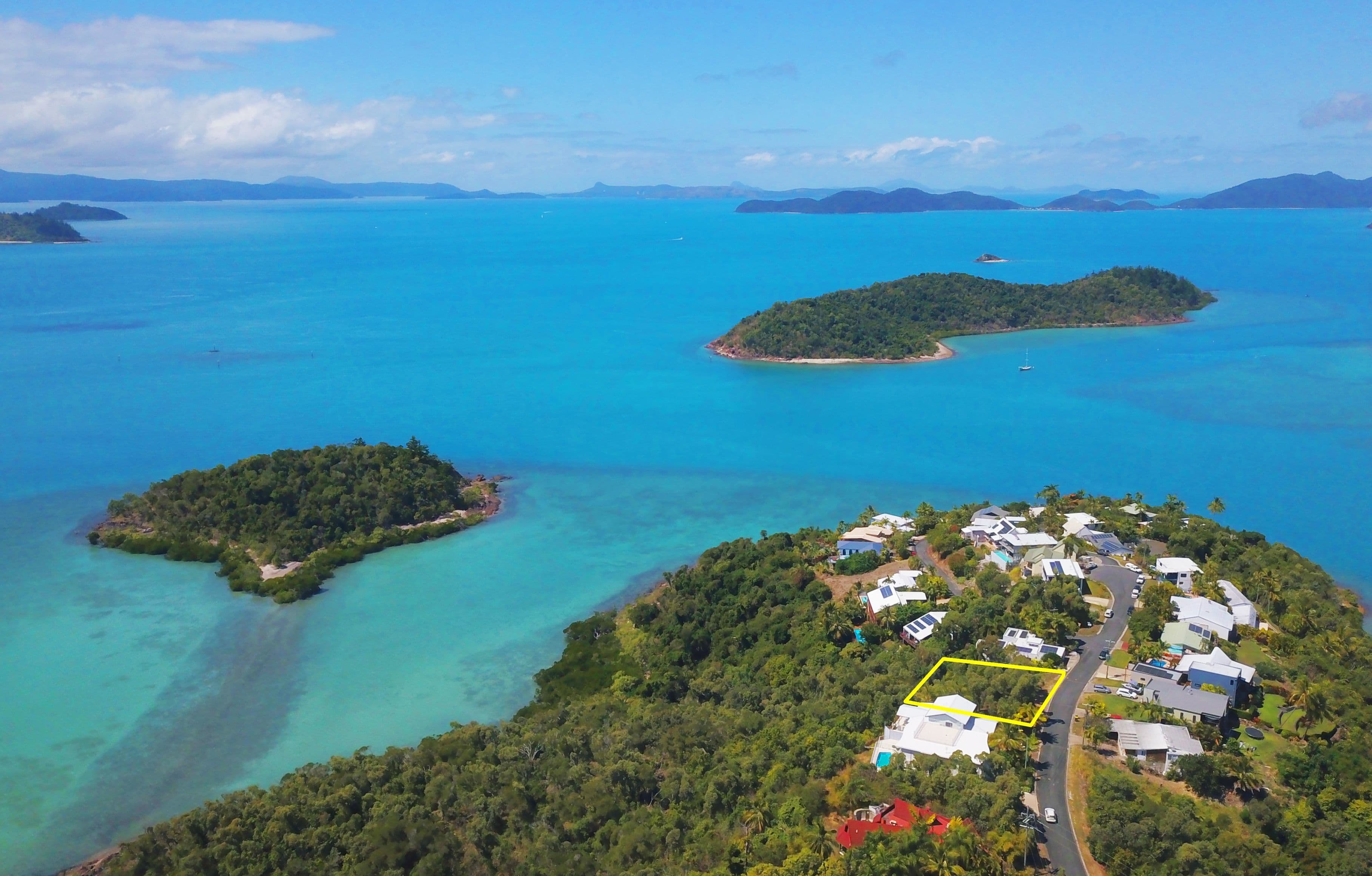 37-39 Harbour Avenue, Shute Harbour QLD 4802, Shute Harbour - Thumbnail 3