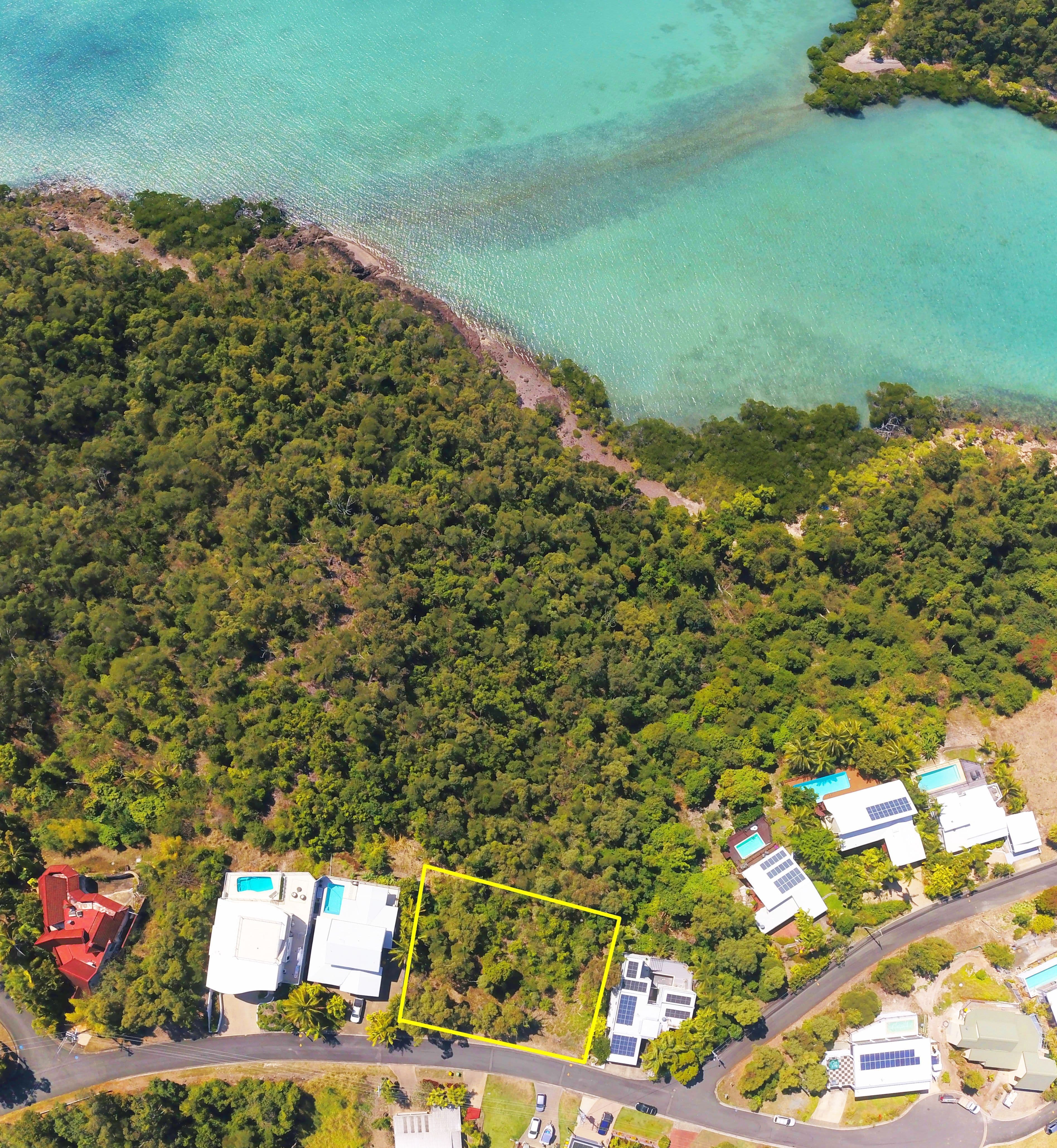 37-39 Harbour Avenue, Shute Harbour QLD 4802, Shute Harbour - Thumbnail 5