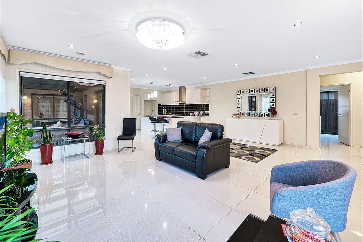 10 Eden Avenue, Skye VIC 3977, Skye - Thumbnail 4