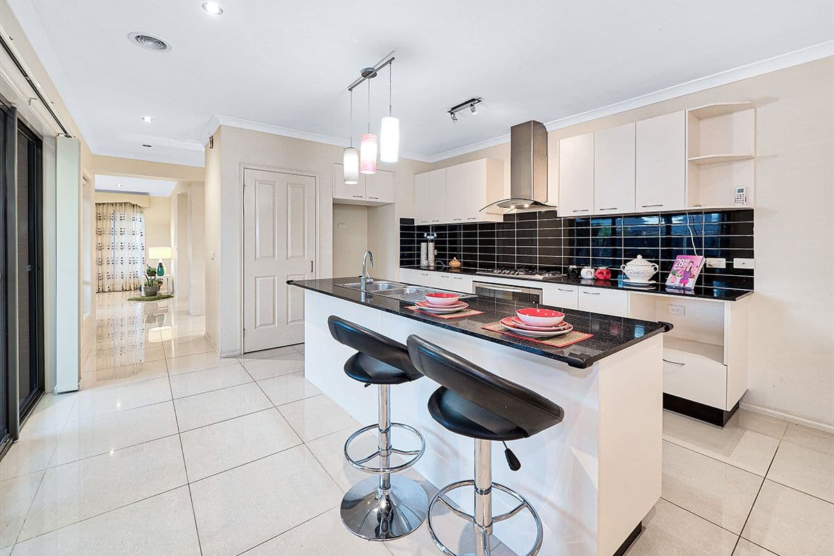 10 Eden Avenue, Skye VIC 3977, Skye - Thumbnail 5
