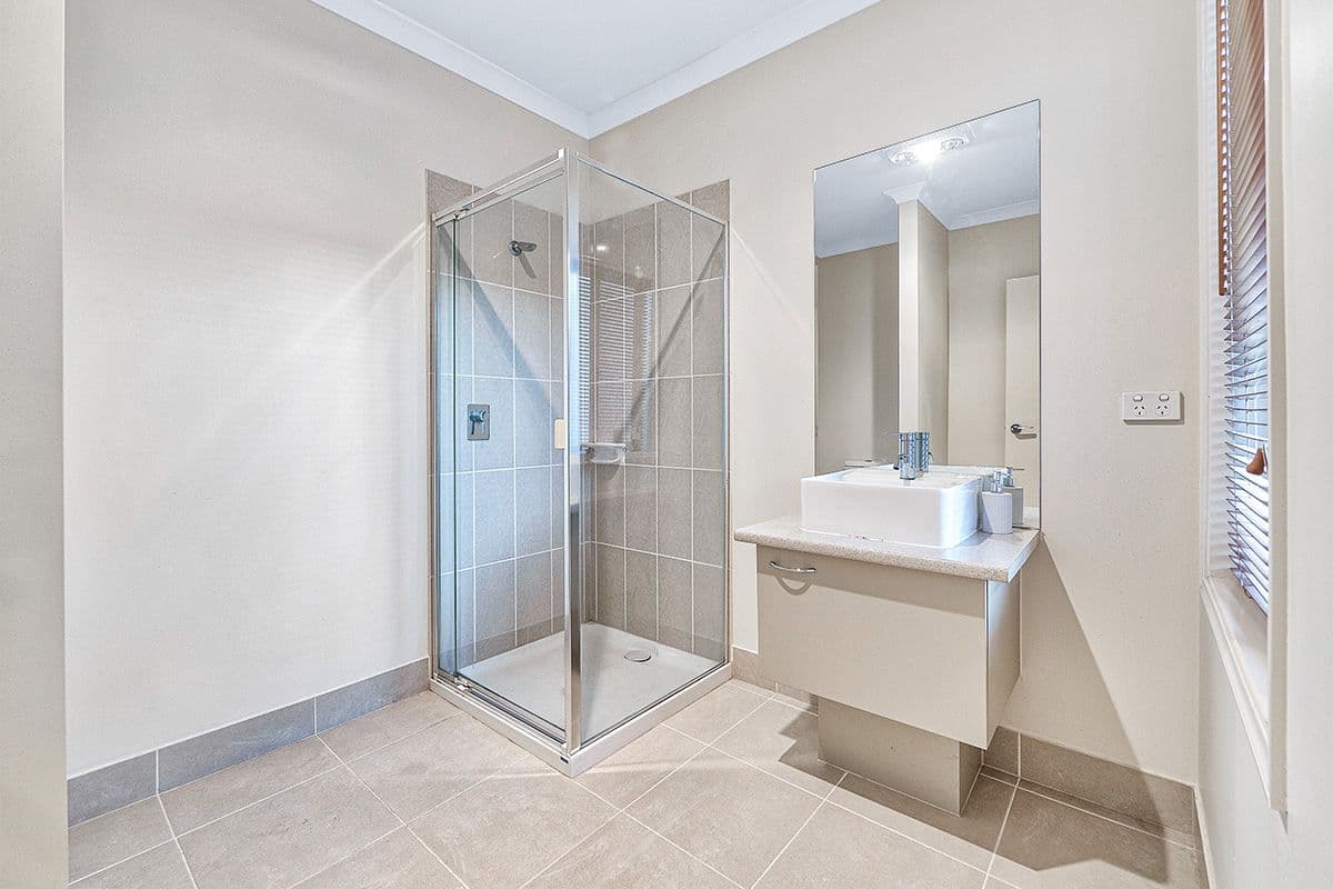 10 Eden Avenue, Skye VIC 3977, Skye - Thumbnail 8