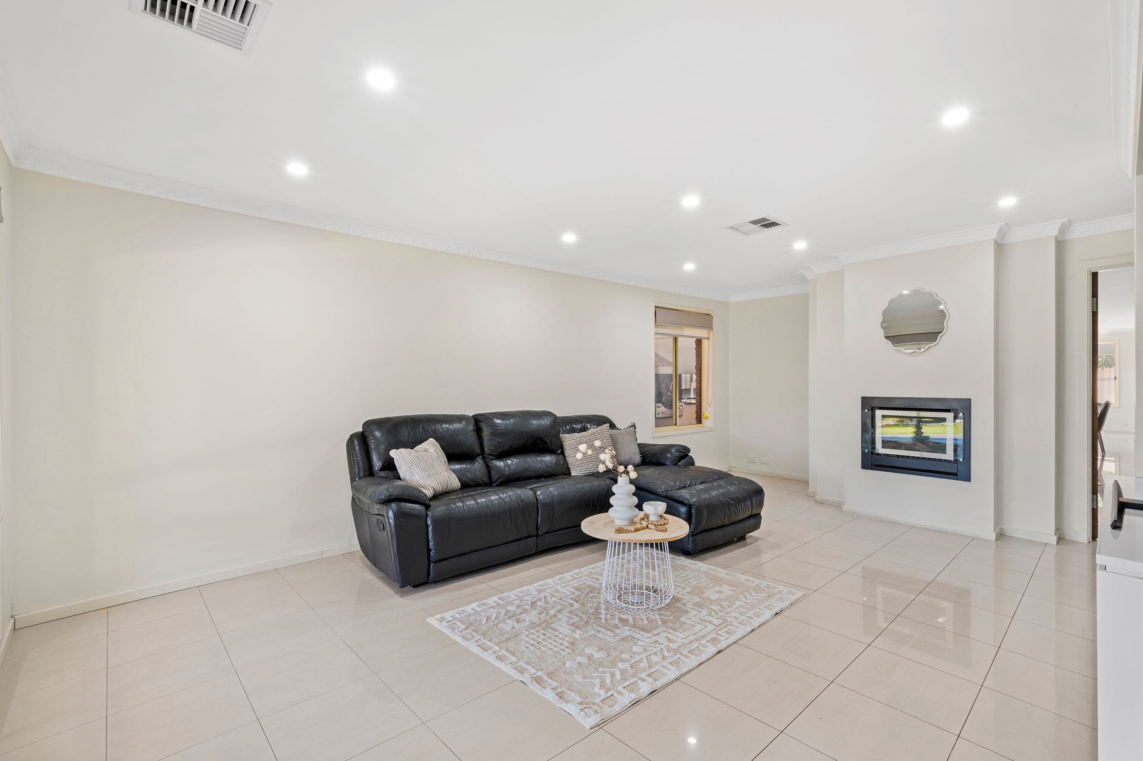 4 Tom Packer Drive, Athelstone SA 5076, Athelstone - Thumbnail 2