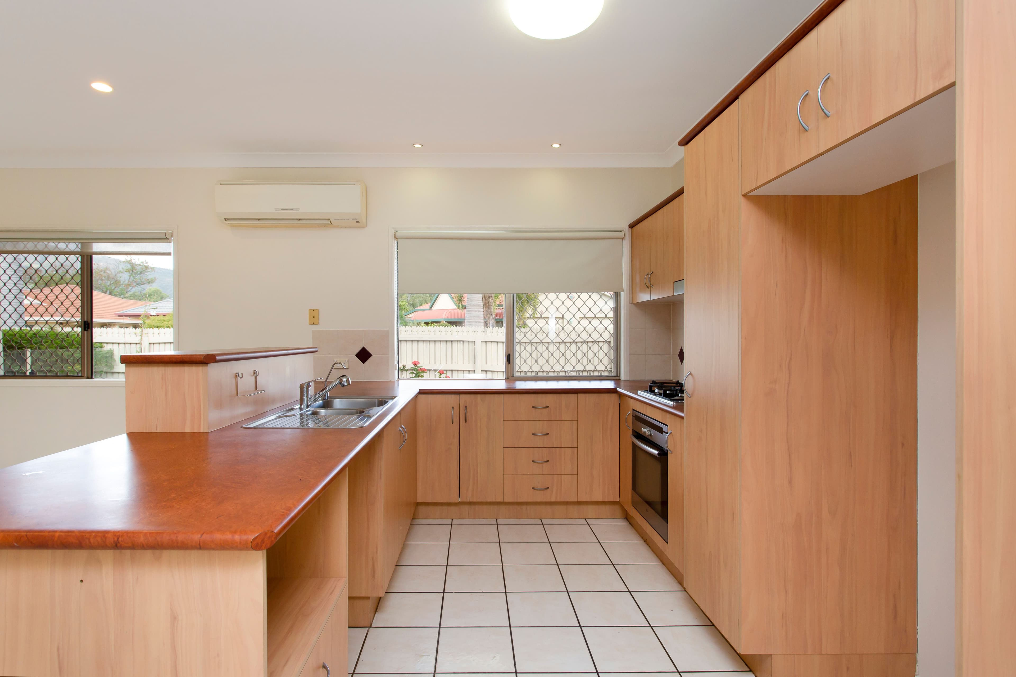 35 Southern Cross Circuit, Douglas QLD 4814, Douglas - Thumbnail 4
