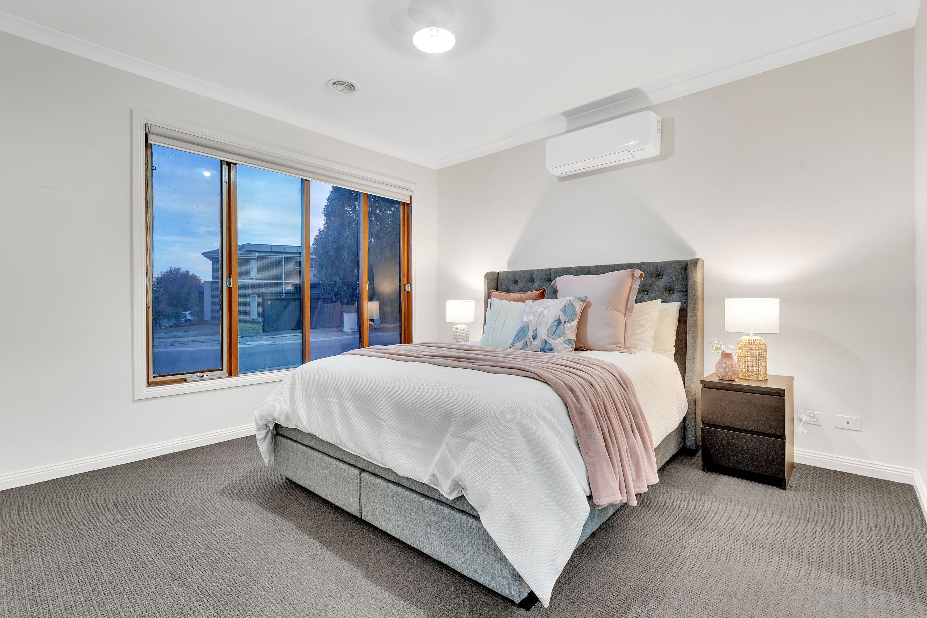 10 Rainham Avenue, Craigieburn VIC 3064, Craigieburn - Thumbnail 2