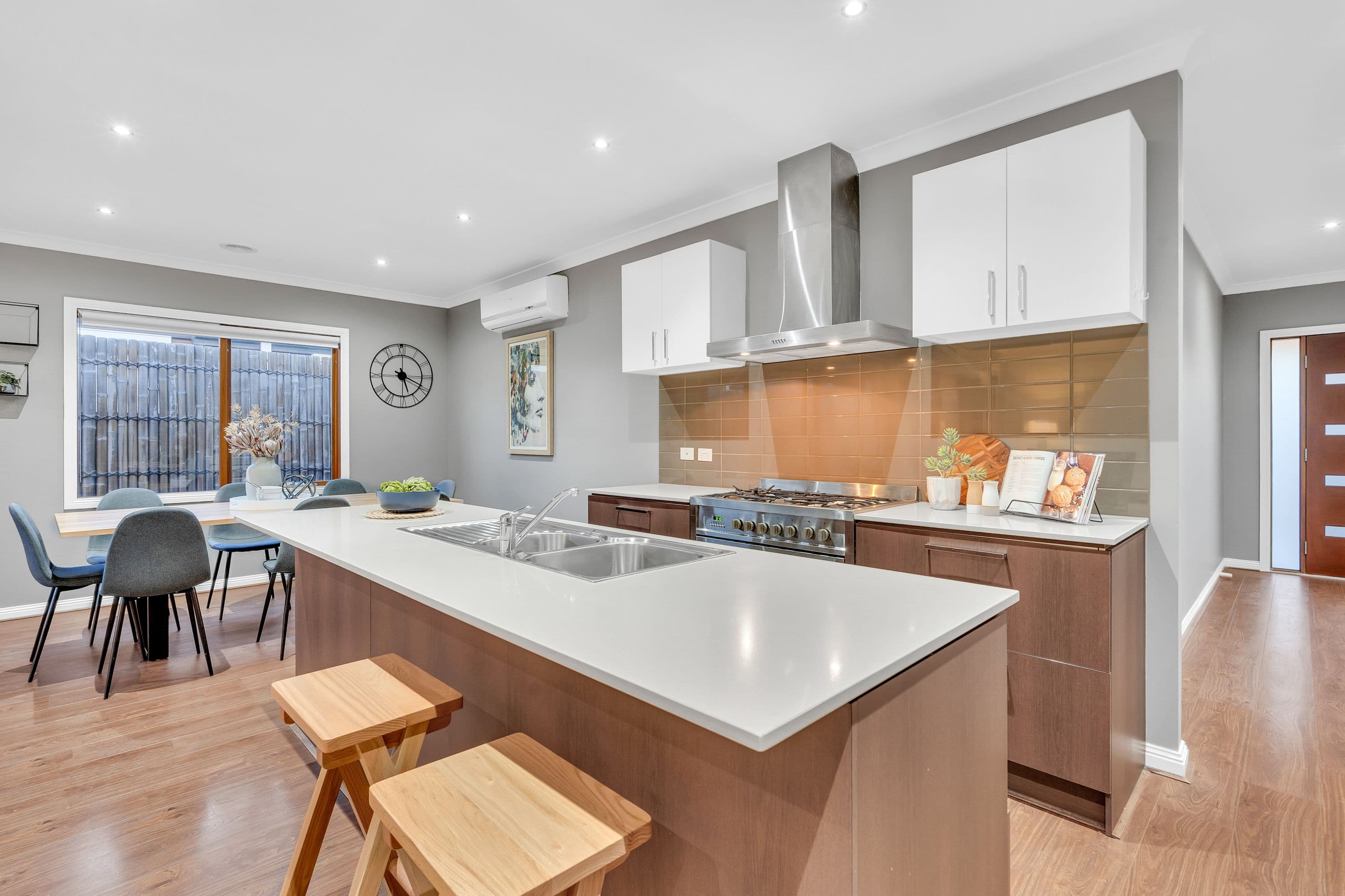 10 Rainham Avenue, Craigieburn VIC 3064, Craigieburn - Thumbnail 7