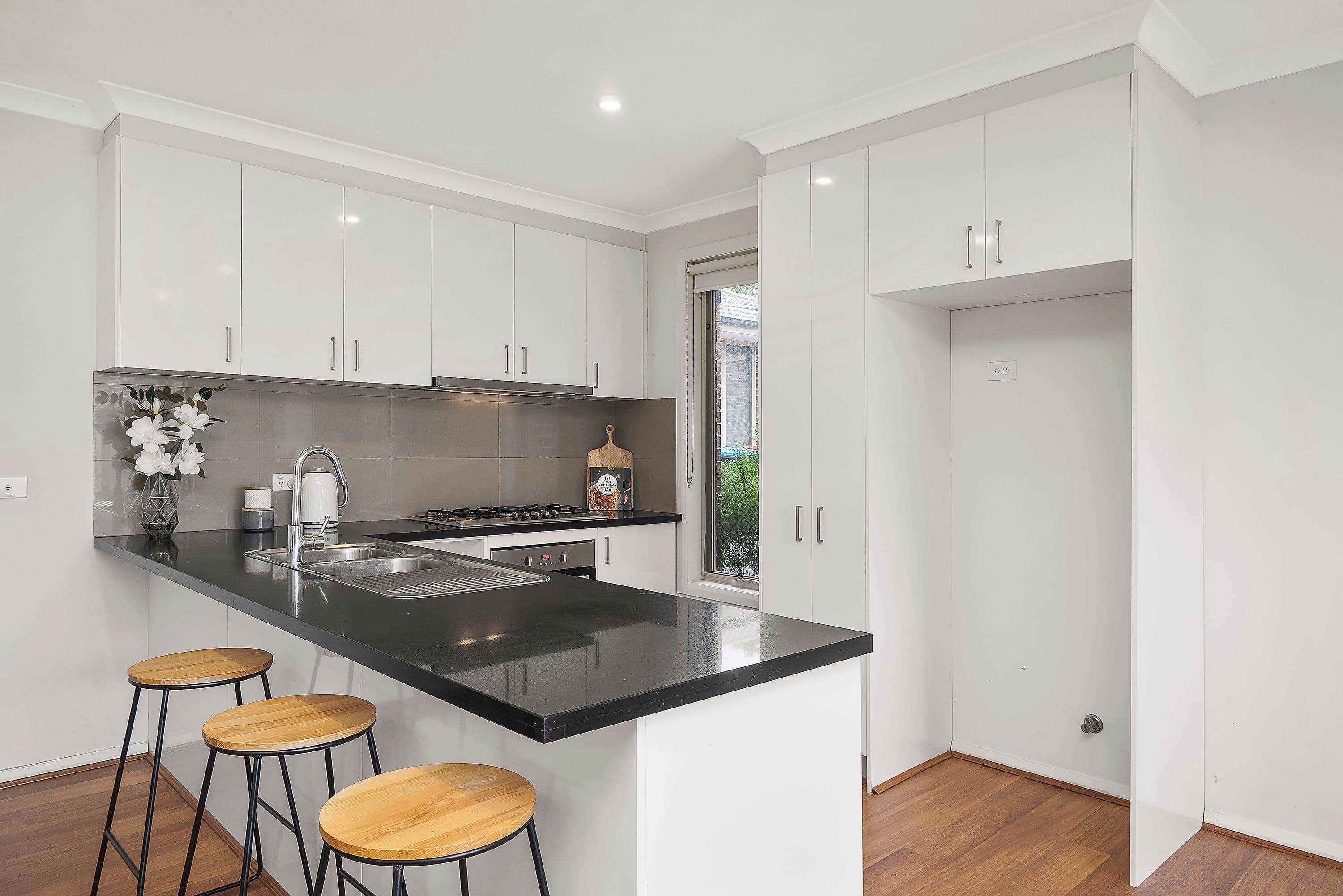 28 Sinclair Road, Bayswater VIC 3153, Bayswater - Thumbnail 4