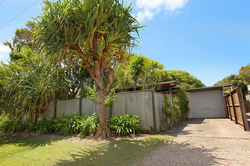 18 Currawong Street, Mudjimba QLD 4564, Mudjimba - Image 1