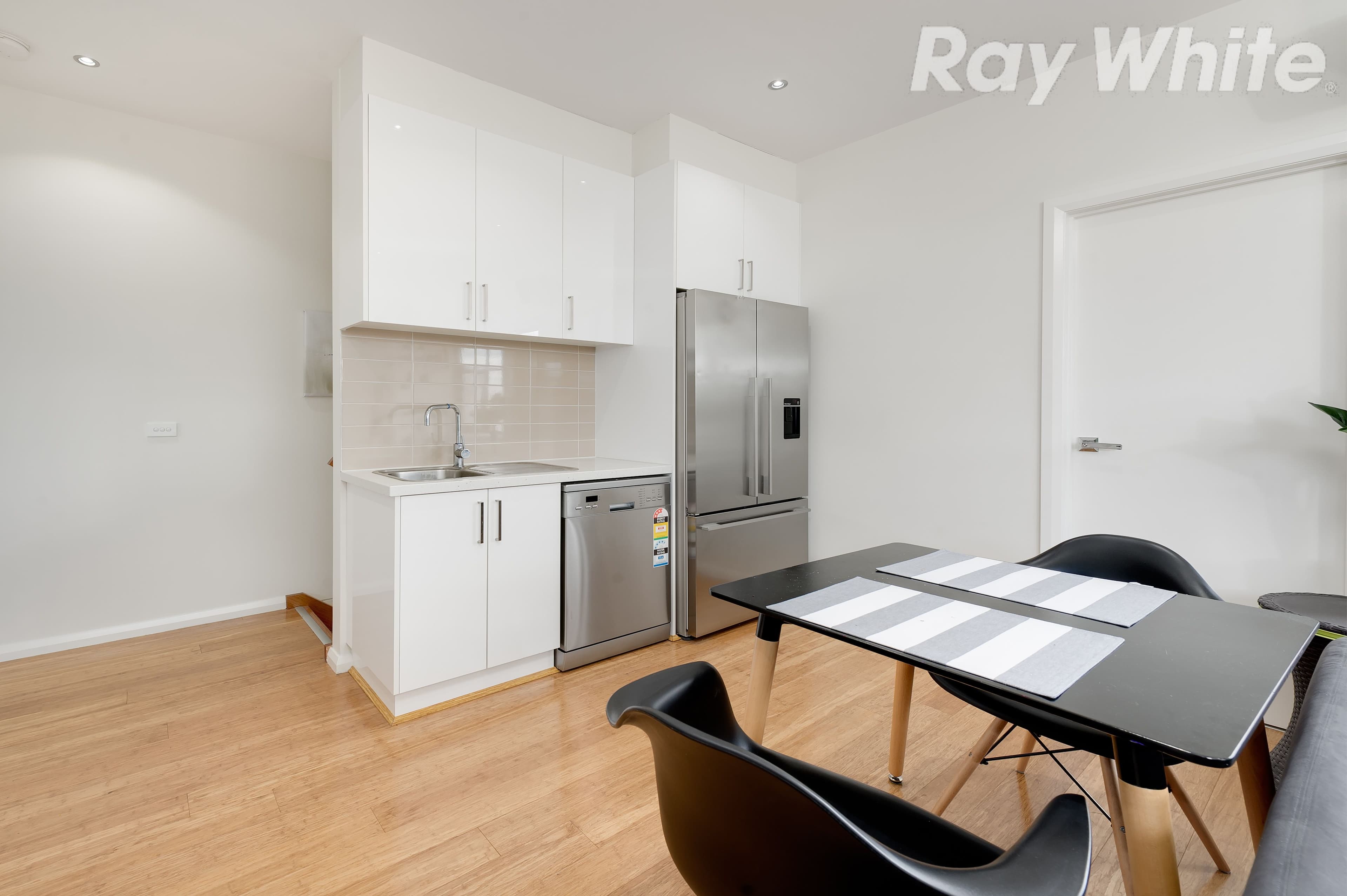 1003 Plenty Road, Kingsbury VIC 3083, Kingsbury - Thumbnail 6