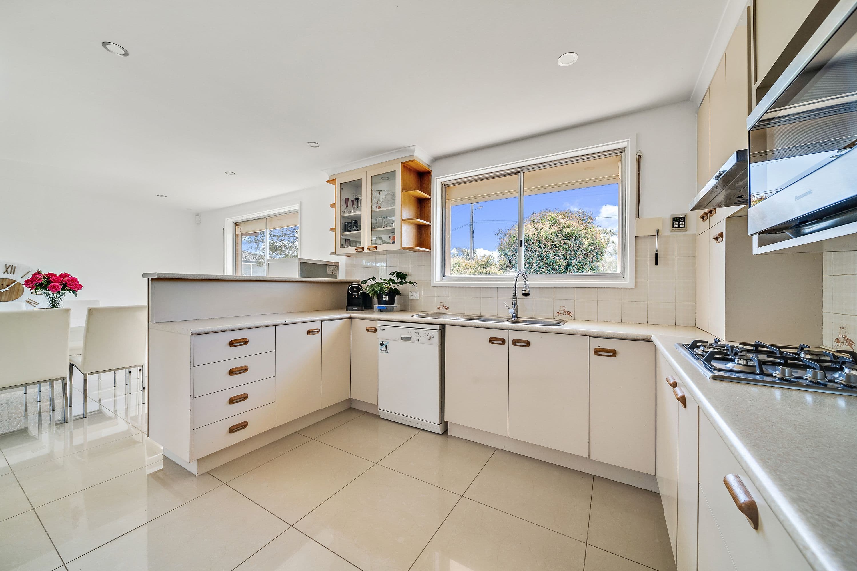 15 Degraves Crescent, Wanniassa ACT 2903, Wanniassa - Thumbnail 5
