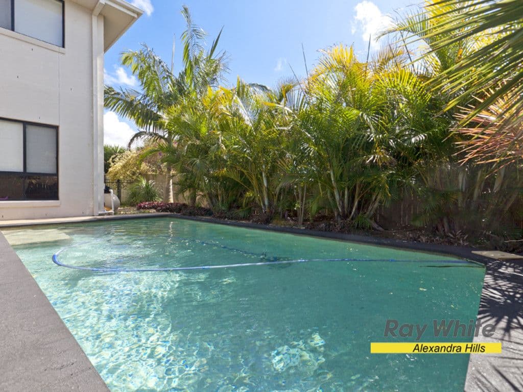 11 Highland Street, REDLAND BAY QLD 4165, Redland Bay - Thumbnail 2